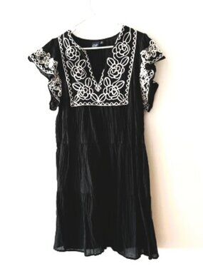 Gap Black Lined Ruffle Cotton Dress with White Embroidered Floral Design
